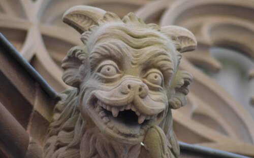 Gargoyles für den Garten – Bedeutung dieser mystischen Figuren