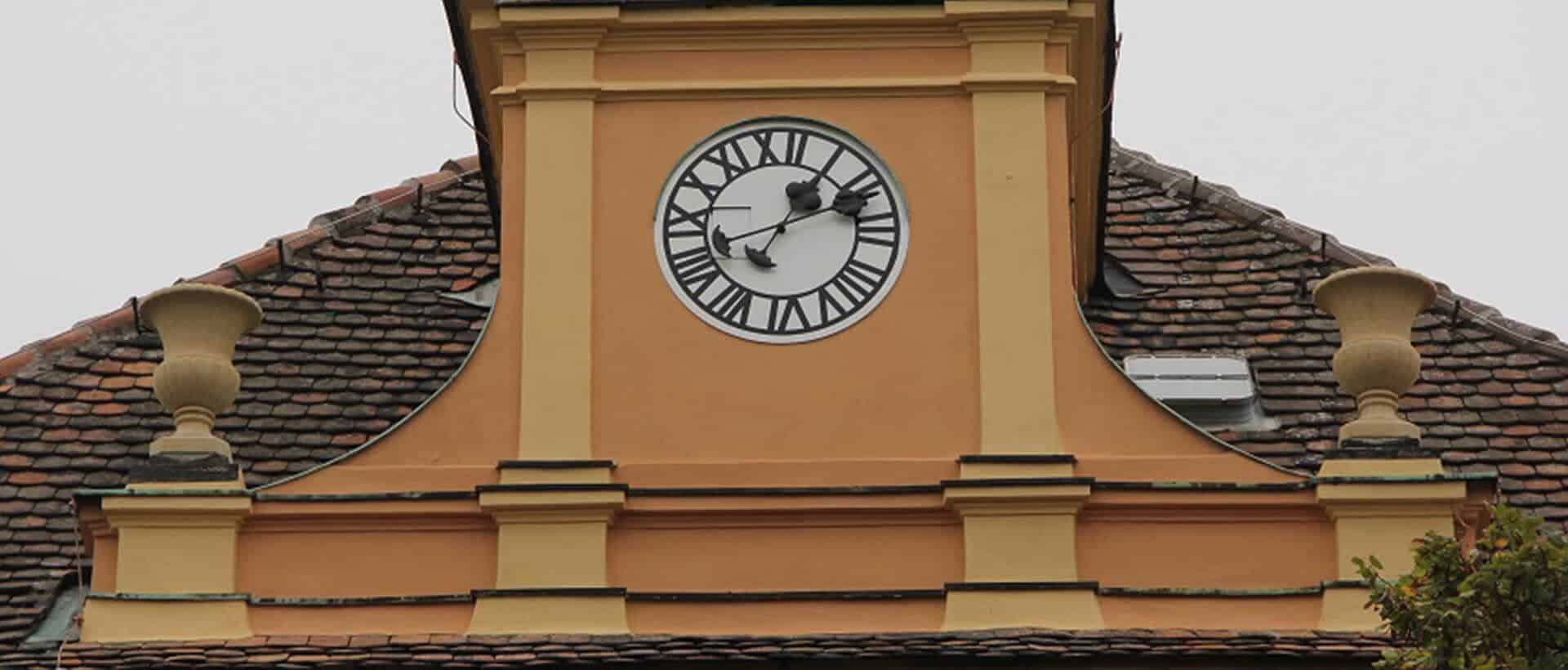 Kundenstory Amphoren: Antike Garten-Vasen für das Schloss Kuppritz