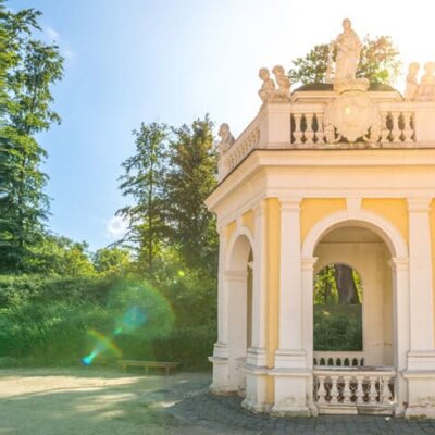 Steinpavillon im Jugendstil © Gartentraum.de