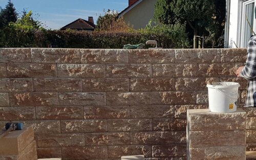 Moderner Sichtschutz im Garten