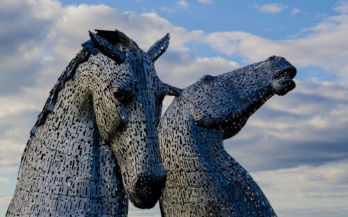 Lebensgroße Figuren für den Garten kaufen oder selber machen