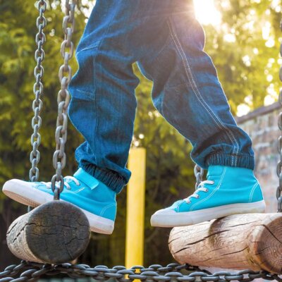 Balanciergeräte schulen die Koordination