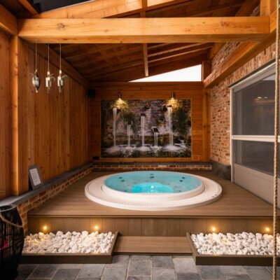 Indoor Whirlpool im asiatischen Stil