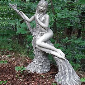 Stilvolle Stein Skulptur fr den Garten - Elfe - Arina