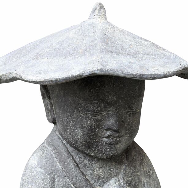 Stehender Mnch Skulptur aus Steinguss mit Hut - Kapelo