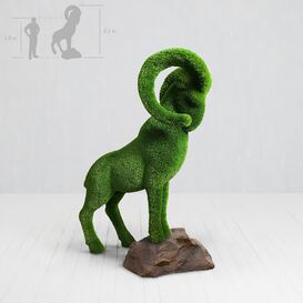 Groe Steinbock Gartenfigur - Topiary - GFK & Kunstrasen...