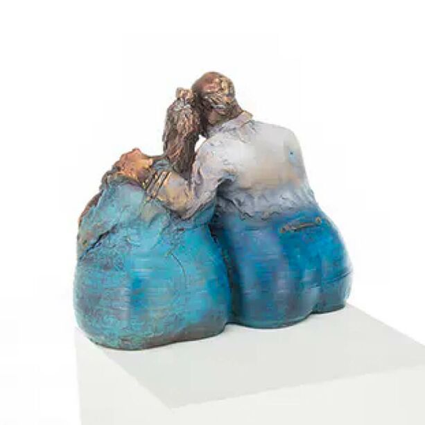 Sitzende Bronzefigur Paar aus Künstleredition - Innige Verbundenheit