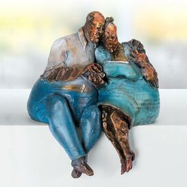 Sitzende Bronzefigur Paar aus Knstleredition - Innige...
