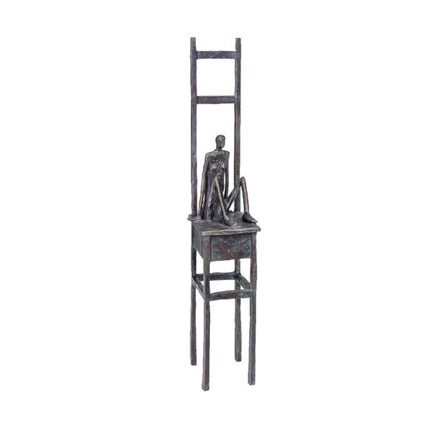 Abstrakte Menschfigur auf Hochstuhl - limiterte Bronze - Groer Stuhl