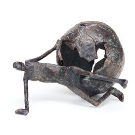 Zerbrochene Kugel mit Menschfigur - abstrakte Bronze -...