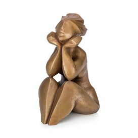 Moderne Bronzefrau sitzt aus limitiertem Handwerk -...