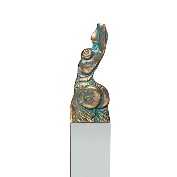 Knstlerfigur mit Stele - Aktstatue aus Bronze - Venusische Zeichen unter der Haut