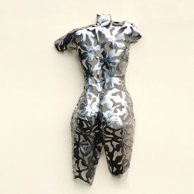 Venus Torso als plastisches Wandrelief aus Edelstahl -...