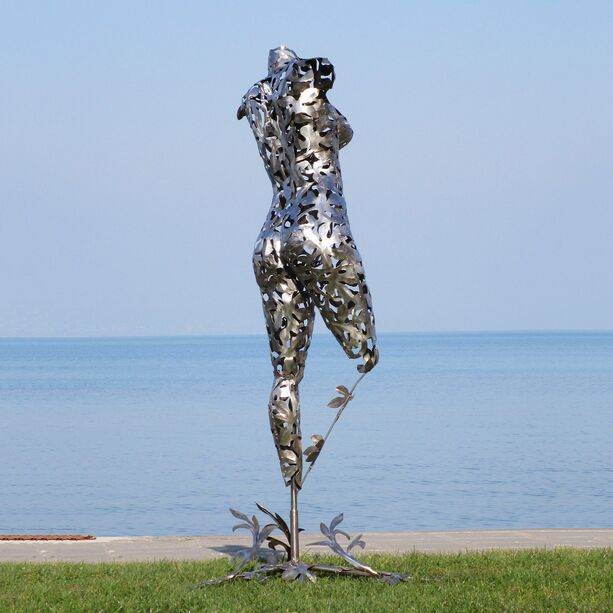 Metall Skulptur Frauen Torso - florales Design - Pannonia
