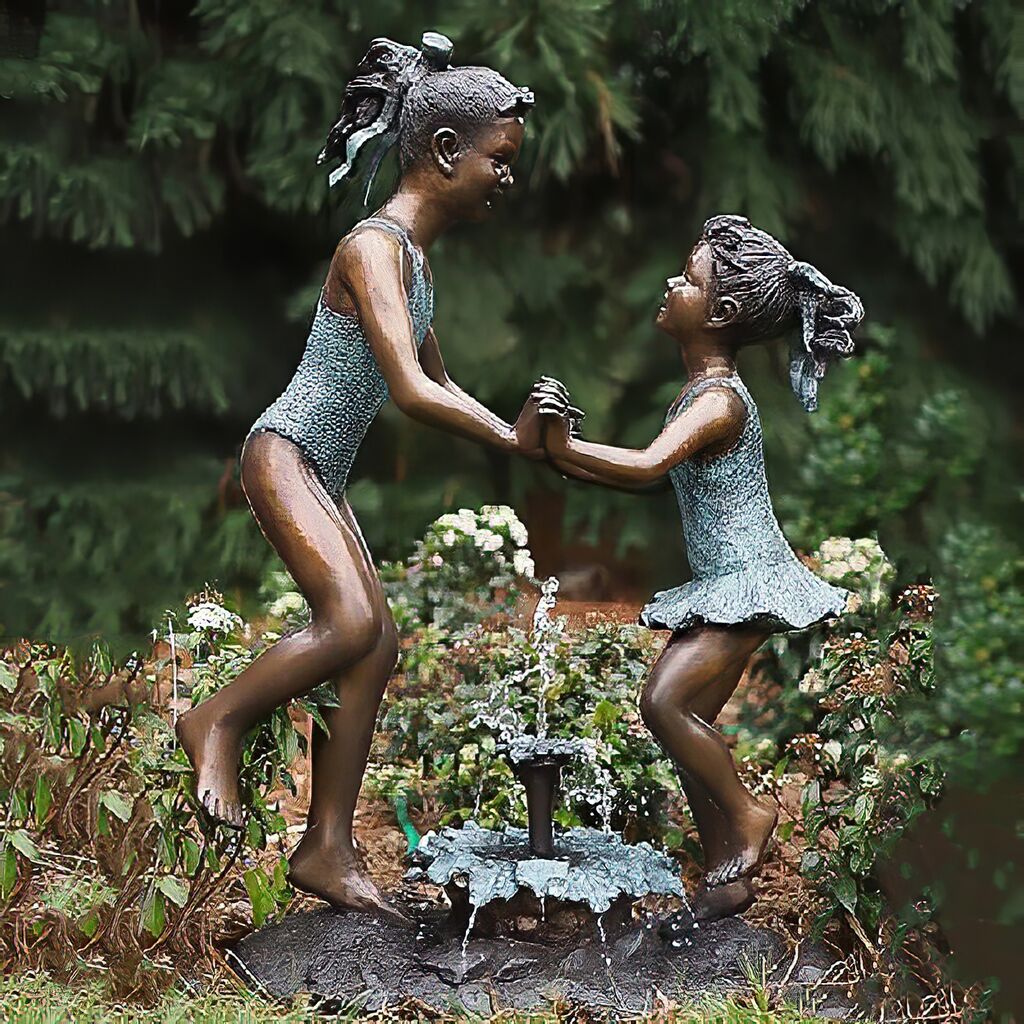 Image of Wasserspeier aus Bronze - Mädchen im Badeanzug - Tanzende Mädchen