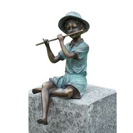 Junge mit Flte - Bronzefigur mit Patina Trkis - Paulo