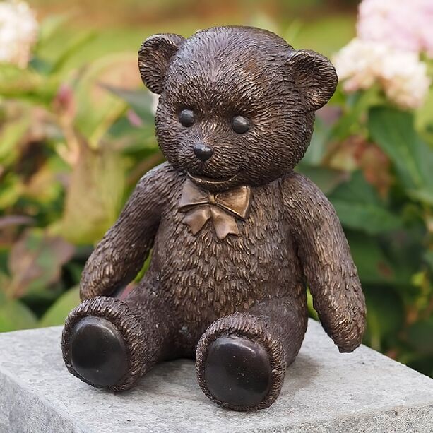 Kleiner Teddy braun aus Bronze mit Schleife - Teddybr
