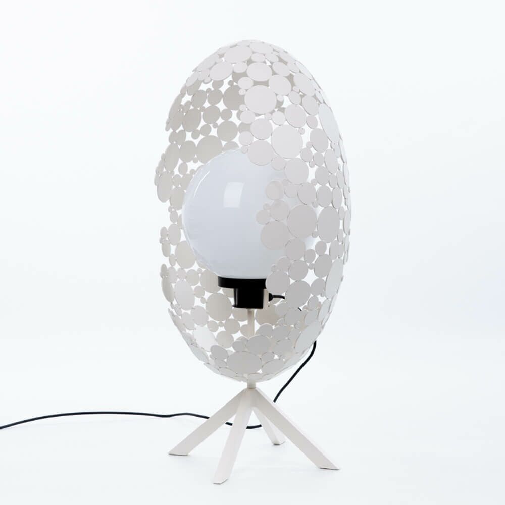 Image of Ovale Lampe aus Metall gefertigt von Künstlerhand - Alvaro / 46x36cm (HxB) / Schwarz