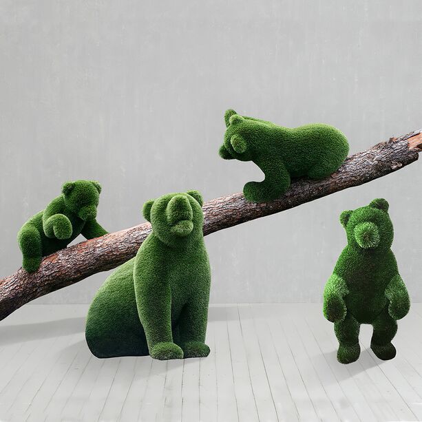 Vier Topiary Bären als außergewöhnliche Gartendeko - Bärenfamilie
