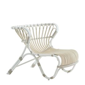 Weier Loungechair mit Rckenlehne aus Alu-Rattan -...