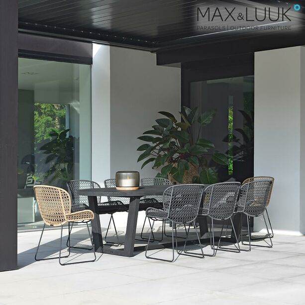 Dunkler Esstisch aus Teakholz für den Garten von Max & Luuk - Lauren Tisch