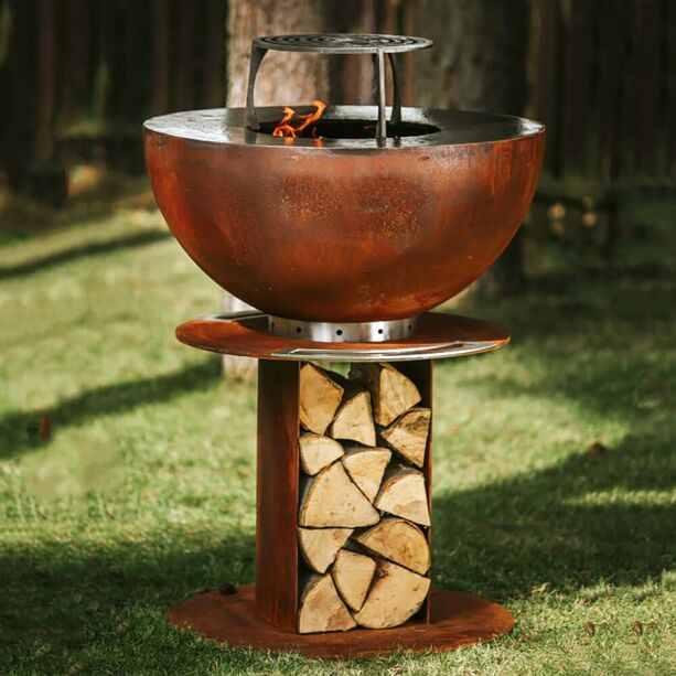 Runder rostfarbener Gartengrill aus Stahl mit Fach für Holz - Masuria - Stilo Grill
