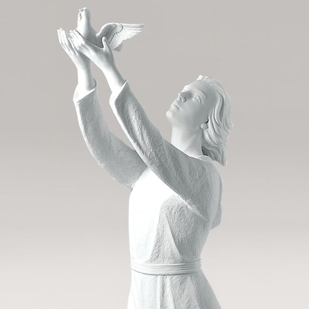 Stehende Gnadenmutter mit Vogel aus Marmorguss - Maria Volante