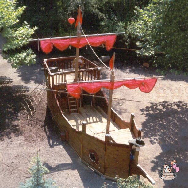 Groes Kinder Spielschiff aus Holz mit Steuerrad, Segeln und Kletternetz - Spielschiff Hoppetosse