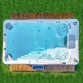 Outdoor Schwimm-Spa - eckig - plus 2 Sitze zum Entspannen...