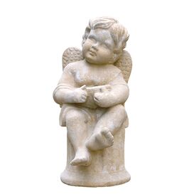 Niedlicher Engel auf Sockel sitzend aus Steinguss - Castiel