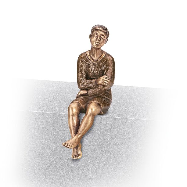 Hochwertige Jungenfigur fr die dekorative Gartengestaltung - Adeo