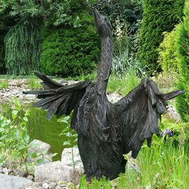 Lebensgro�e Gartenfigur Schwan aus Steinguss - Setono