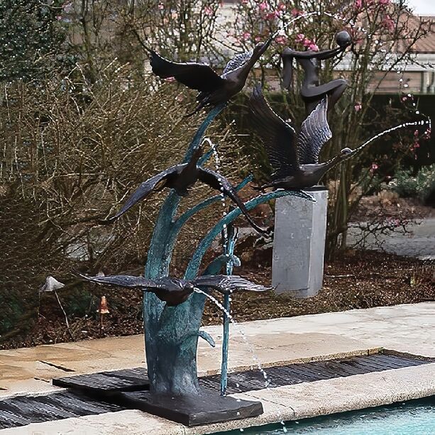 Groer Bronze Wasserspeier - Enten fliegen - Wasserflug