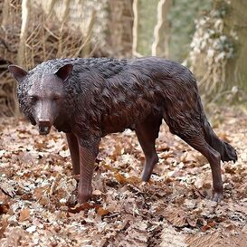 Lebensechte Wolfstatue braun aus Bronzeguss fr den...