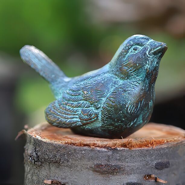 Sitzender Bronze Vogel mit trkiser Patina als Gartenfigur - Kofi