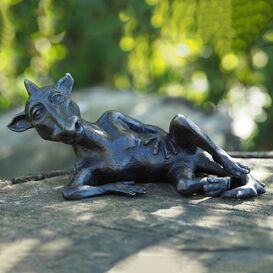 Lustige Garten Drachenfigur aus Bronze liegt - Theodor