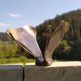 Handgeschmiedeter Schmetterling aus Bronze - Fjril