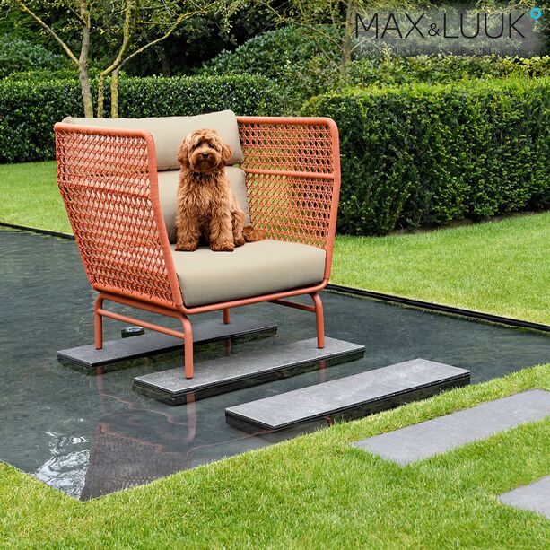 Oranger Retro Loungesessel mit Armlehnen fr den Garten von Max & Luuk - Jane Gartensessel
