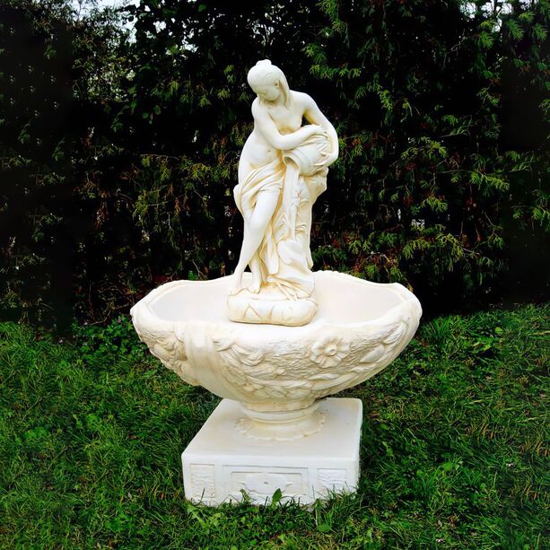 Floraler Garten Springbrunnen mit Frauenskulptur - Cecilia