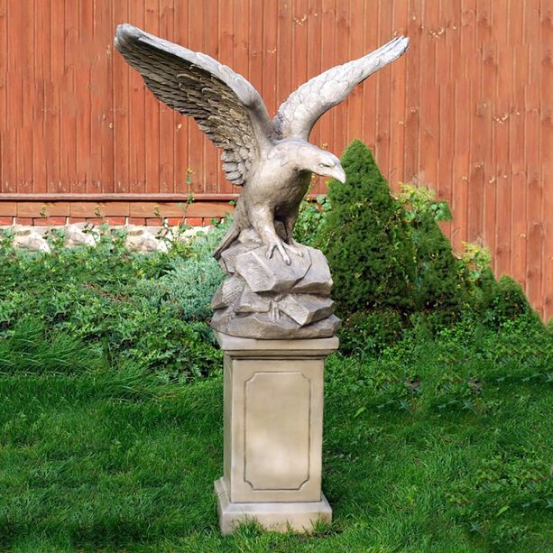 Majesttischer Adler aus Steinguss - wetterbestndige Vogel Skulptur - Aldo / Olimpia