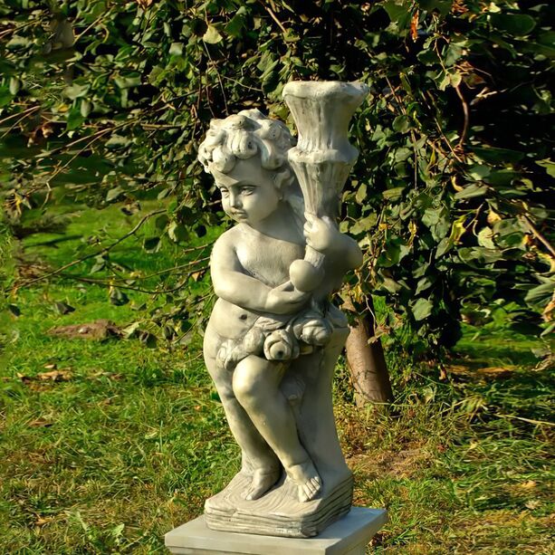 Steinguss Gartenlampe in Form einer Puttenfigur - Antea
