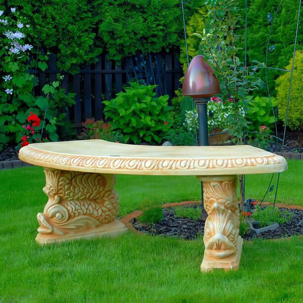Romantische Sitzgruppe - Runder Steinguss Tisch und halbrunde Bänke mit Fisch Motiv - Semele