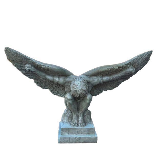 Imposante Engel Steinguss Figur mit ausgebreiteten Flgeln - Cosimo