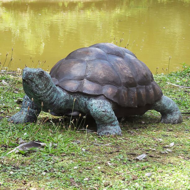 Groe Bronze Figur mit Schildkrte - Kurma