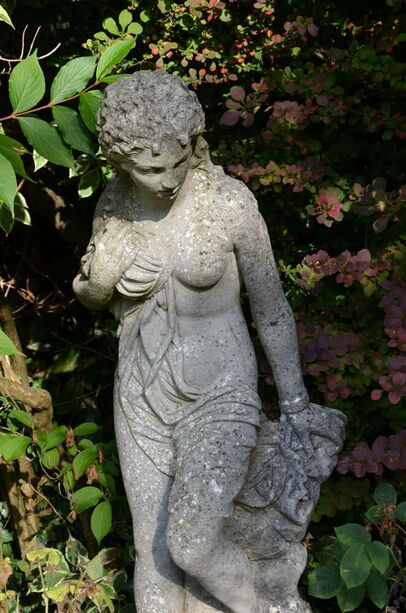Stein Garten Skulptur mit Frau - Syno Kepheus