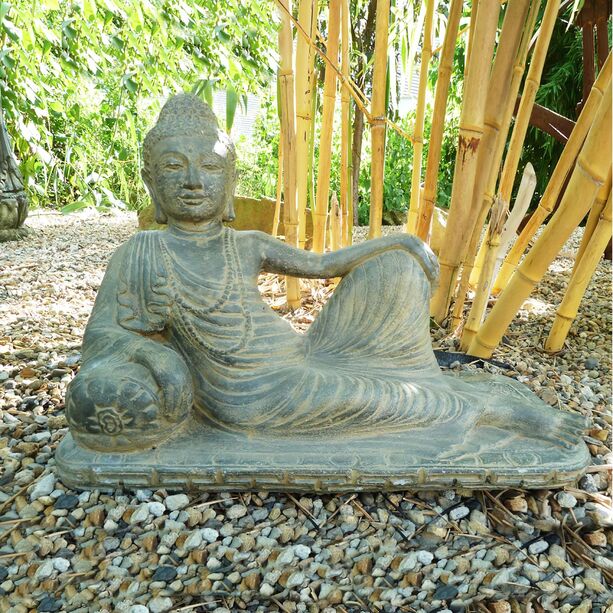 Wertvoller Buddha liegend aus Steinguss Antik Finish