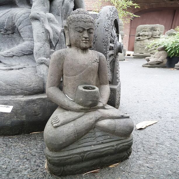 Kunstvolle Buddha Steinfigur für den Garten