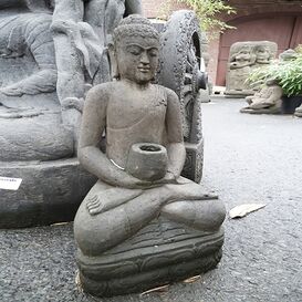 Kunstvolle Buddha Steinfigur fr den Garten