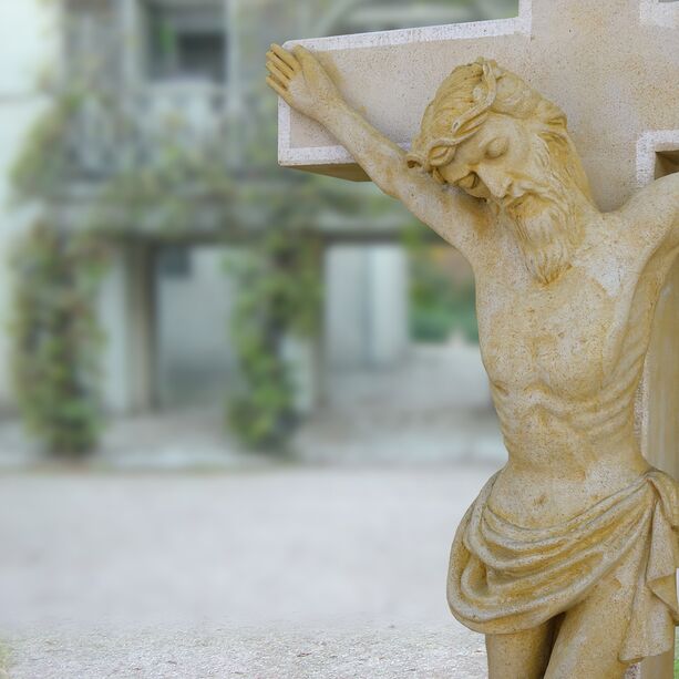 Groes Stein Kreuz mit Jesus Figur - Jesus Cruzifix / Portland wei